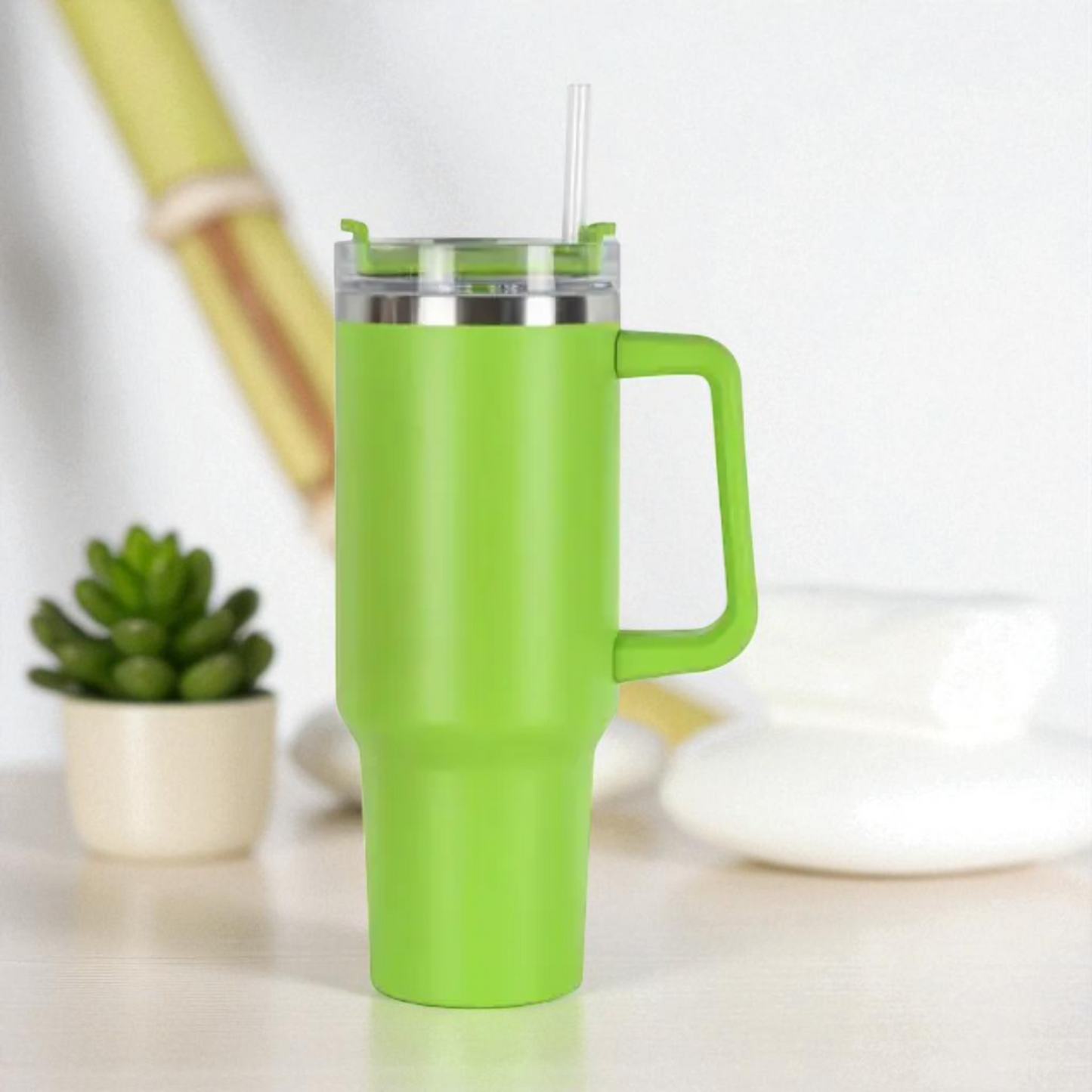 Isolierte Wasserflasche aus Edelstahl